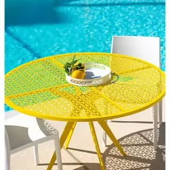 Hide+seek SUPPLY CO Breeze Block Metal Serving Tray Round-White