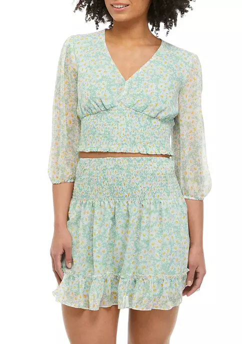 As U Wish Juniors' Long Sleeve V-Neck Smocked Top 6 As U Wish Juniors' Long Sleeve V-Neck Smocked Top - Image 4